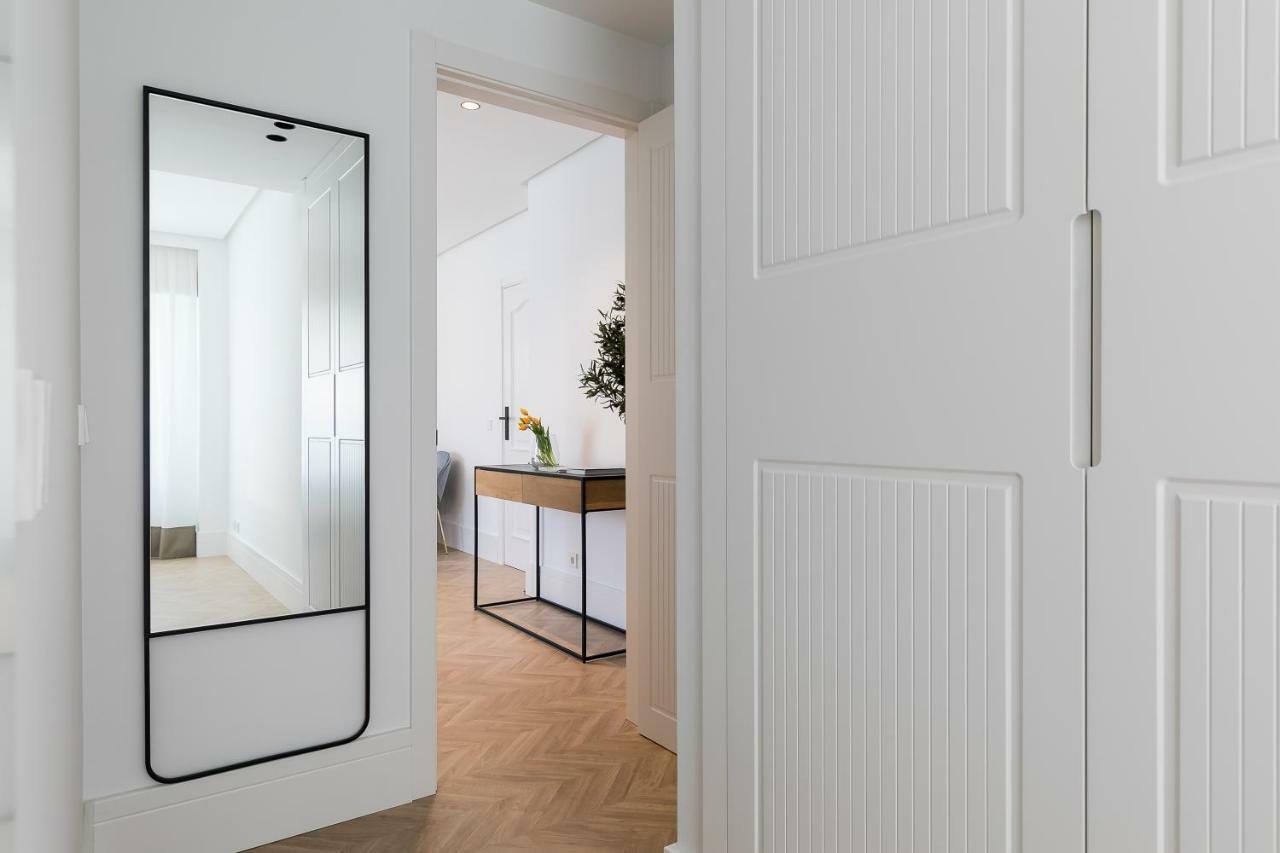 Feelathome Waldorf Suites Apartments Madrid Kültér fotó