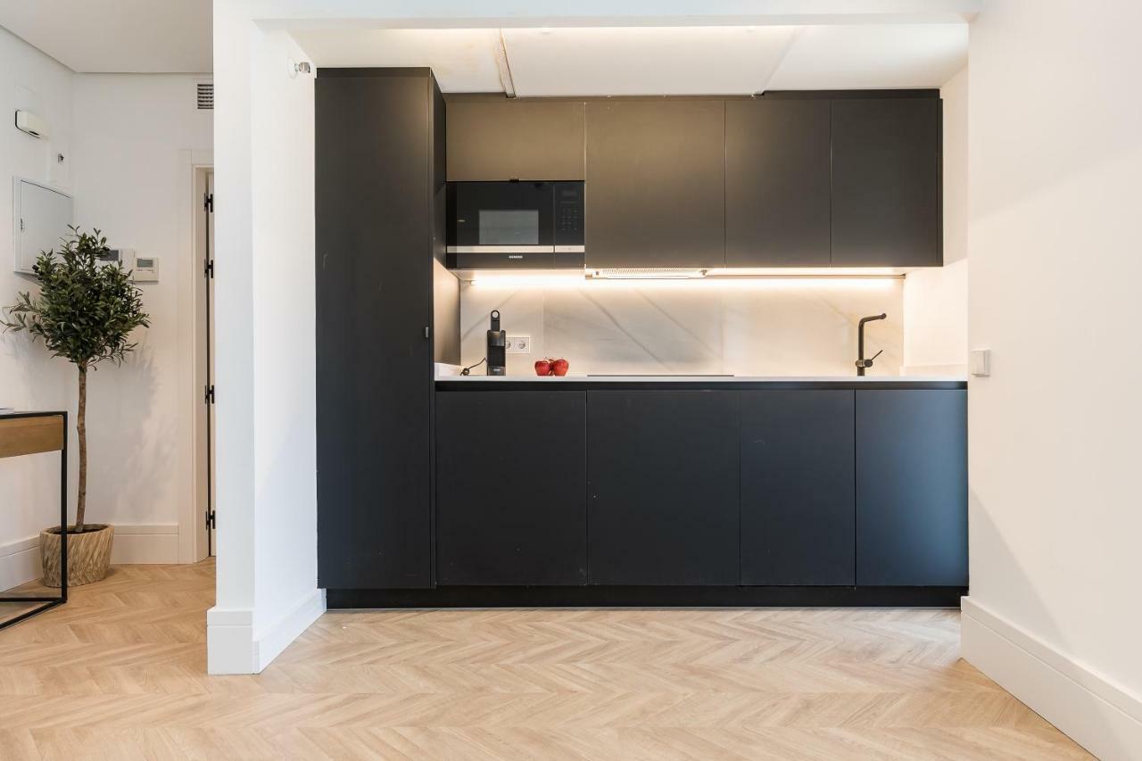 Feelathome Waldorf Suites Apartments Madrid Kültér fotó